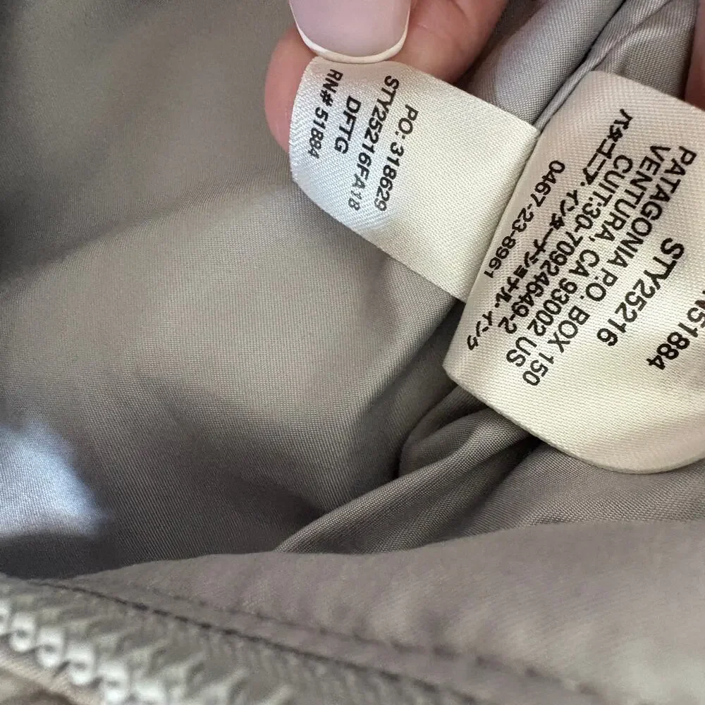 Patagonia Gray Fleece Vest Size Medium Zip Up  Cabincore  GORPCORE Scandigirl - Picture 7 of 10